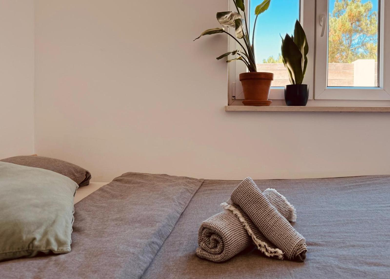 Saone Guesthouse & Coworking Ericeira Exterior foto